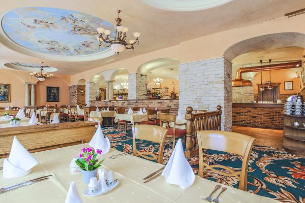 CARLSBAD PLAZA Medical Spa & Wellness (Karlsbad)